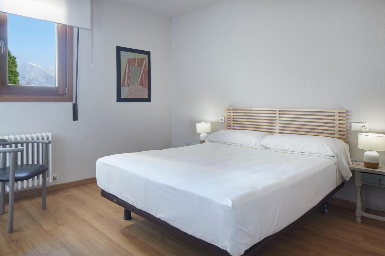 Hostal Rural Aritzalko Echarri-Aranaz Екстер'єр фото